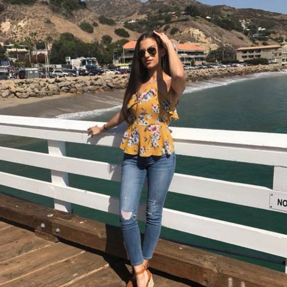 Meet your Posher, Taylor - Picture 1 of 1